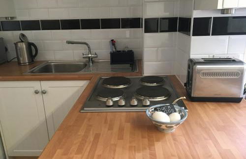 Charming 1-Bedroom Apartment near South Downs - Foto 12