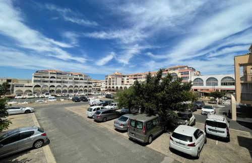 Charmant 2 pièces à Sète, à 300m de la plage avec parking et loggia vitrée - FR-1-338-302 - Photo 13