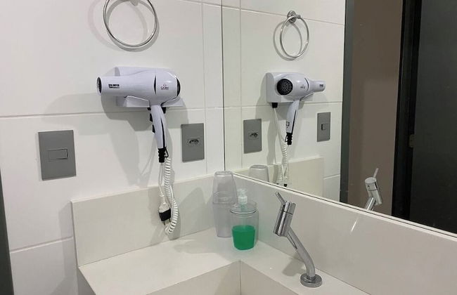 Bela Hospedagem - Lindo flat no Box 150 - Foto 10