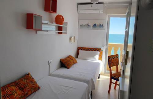 IDEALLY located on BEACH - Foto 21