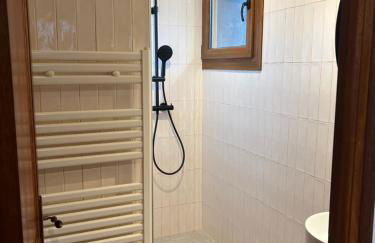 Cozy Alpine Apartment Sleeps 4, Private Parking - Foto 21