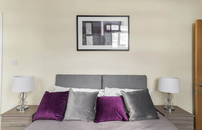 Luxury 2 Bedroom Apartments with Parking - Foto 3