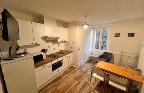 Appartement 4 personnes, wifi, proche centre et thermes - Foto 2