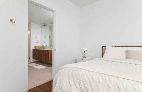 Back-Bay 2BR Condo w Roof top Gym Parking - Foto 24