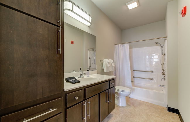 Kasa Westown Milwaukee - Photo 42