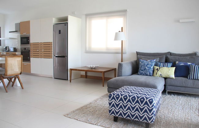 Latitude Luxury Seafront Apartments - Foto 27