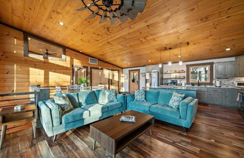 Chardonnay Chalet - Luxe Modern Chalet - Hot Tub, Wi-Fi, Fire Pit, Game Room, Amazing Deck - 15 min to Blue Ridge - Foto 22