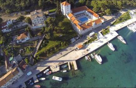 Apartment in Maslinica 70m from the sea - Photo 57