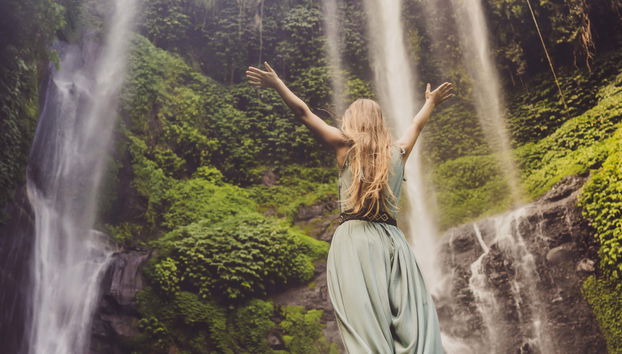 Sekumpul Private Hiking Tour + Ulun Danu Bratan Temple