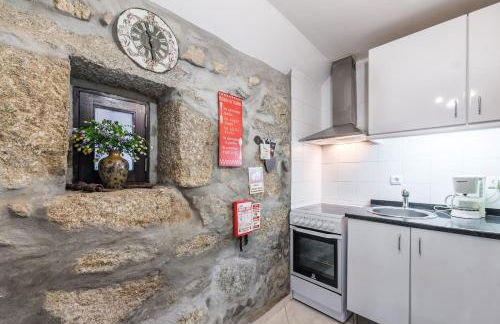 Pequena Casa rústica com piscina - Foto 25