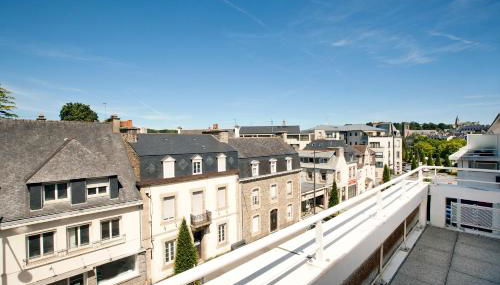 BRIT HOTEL Confort Lannion Centre Gare - Photo 2