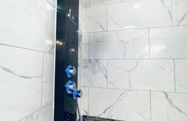 Downtown City Hall close by Kimmel Center 1BD - Photo 23