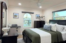 Beautiful Modern House with Private Saltwater pool - Foto 28