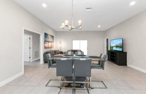 4BR Retreat Near Warm Mineral Springs & Beaches - Foto 6