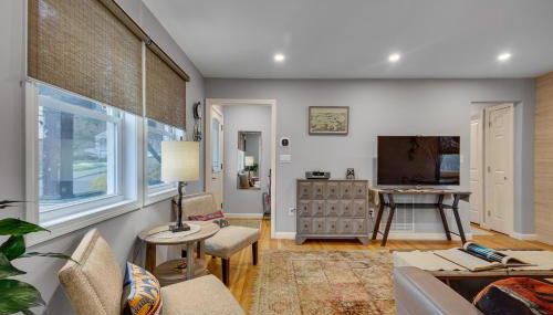 2BR DOG-Friendly Apt in 2-Fam Home - Comfy Retreat - Foto 5