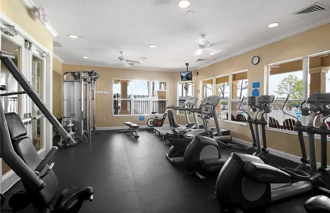 This Amazing 6 Bedroom Property With a Lake View - Foto 69