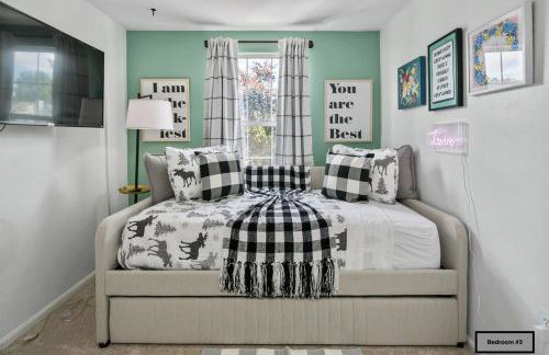 Luxury Sterling townhome - Private, Self checkin - Foto 22