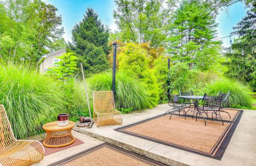 Steps to Delaware Canal Enchanting Stone Cottage! - Foto 18