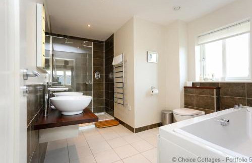 Croyde Ocean Breeze 5 Bedrooms - Foto 5