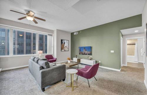 SkyTower 2BD | Parking Available | Downtown - Photo 12