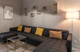 MAISON LE GRATTE CIEL - séminaire ou famille, salle de réunion, 8 chambres Clim, Jardin & Salle de sport - Foto 29