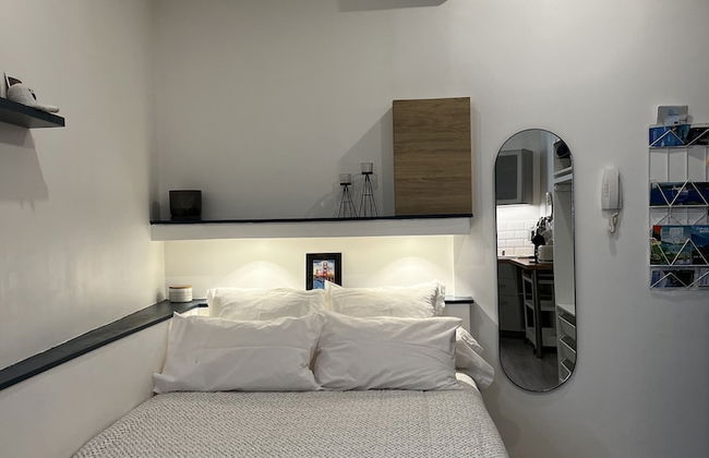 MRTN APARTMENTS & SUITES - Photo 3