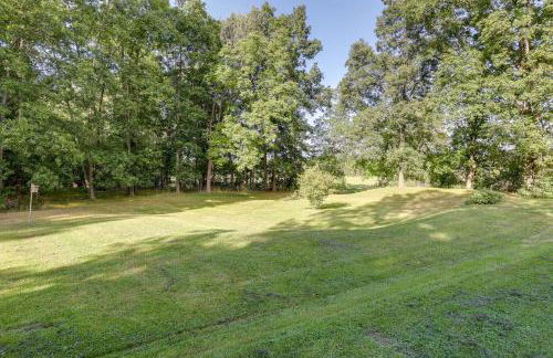 Charming Watkins Glen Home with Yard! - Foto 20