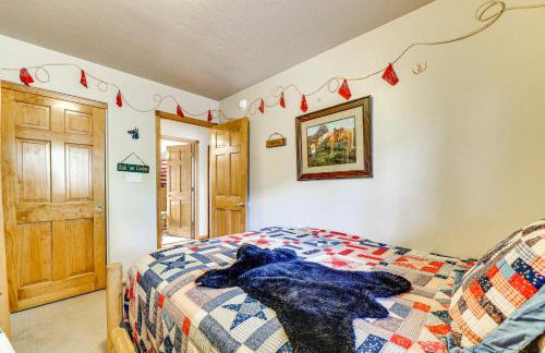 Hike, Fish and Enjoy Pond On-Site Bison Ranch Cabin - Foto 16