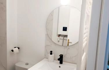 Charmant Studio Refait à neuf Centre de Tours - Photo 19