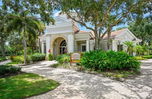 1st floor condo, resort amenities, stunning view - Foto 21