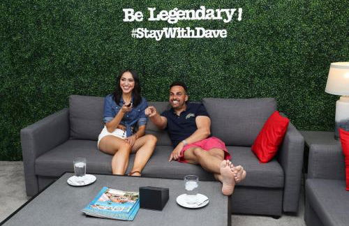 Walk to Beach - KING Apt In #1 Area - AC - Foto 7