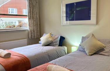 2 BDR Ground Floor Flat By Guest Nest Management - East Preston - 2 Min Walk To Beach - Foto 5