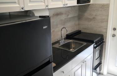 Elizabeth House Inn - Photo 16