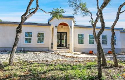 Lakeside mansion minutes to the lake - Foto 1