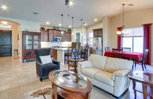 Pool and Golf Access! 55 and Mesa Retreat - Foto 2