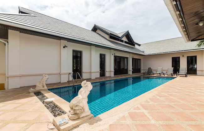 4 Bedroom Private Bali Style Villa HH1 - Photo 42