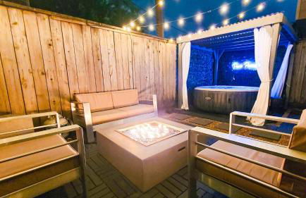 Artsy 3-Story Townhouse Near the Galleria Area! - Foto 28