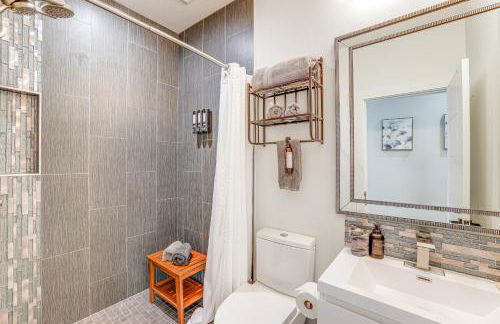 Sleek Ferndale Home with Ocean and Mountain Views! - Photo 15