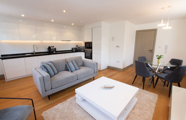 Kew Bridge by Charles Hope - Foto 28