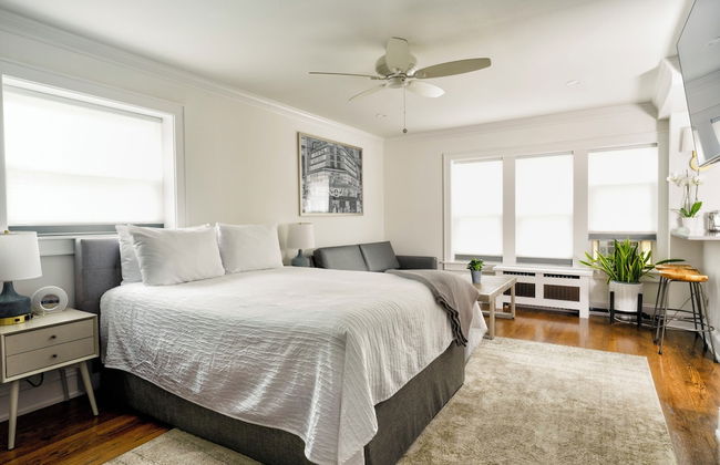 The Plaza Hotel - Photo 43