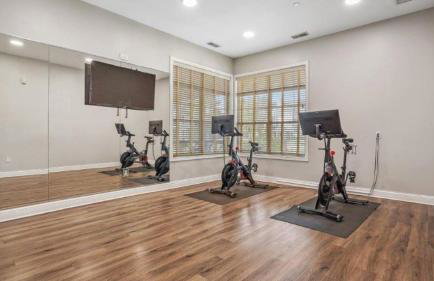 Landing Modern 1BD Tennis Court Clubhouse - Foto 27