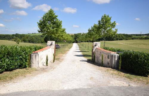 Castle near Agen with Shared Pool - Foto 32