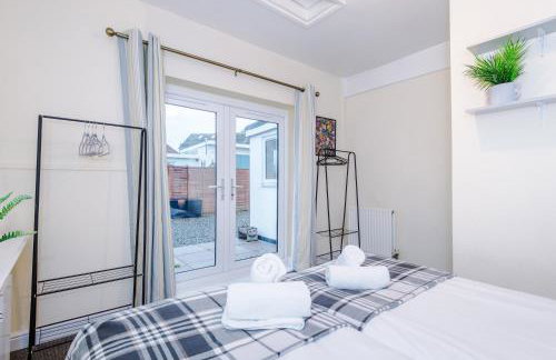 2 Bedroom Home Sleeps 4 Ideal for Long Stays and Business Trips - Foto 25