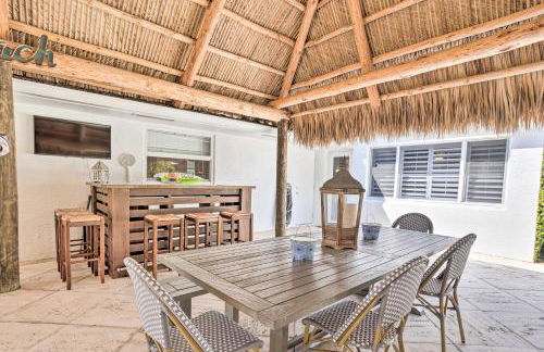 Poolside Paradise with Tropical Hut in Palm Beach - Foto 24