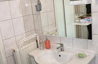 Sei hier Gast - Ferienwohnung Apartment Klosterhof Aschersleben - Photo 15