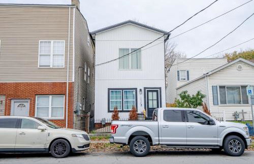 Sleek Urban Getaway Paristown-Highlands-Germantown - Foto 18