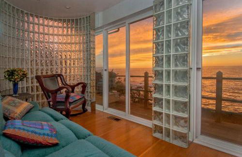 Oceanfront luxury wdramatic views - 30 day rental minimum - Foto 3