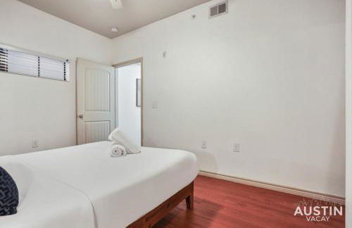 Stylish 4BR with Smart TV and Free Garage Parking - Foto 29