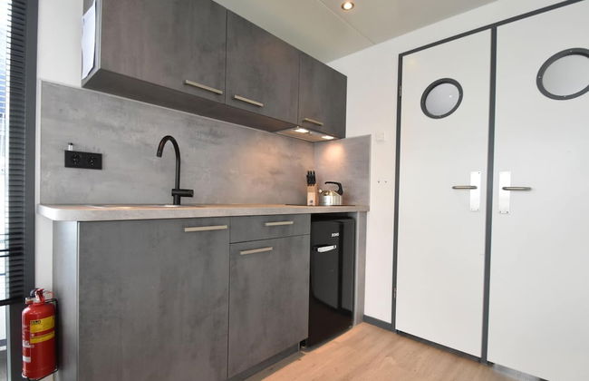 Boat in Volendam Near Marina Museum - Foto 7