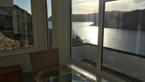 Sealoch Cottage - Photo 2